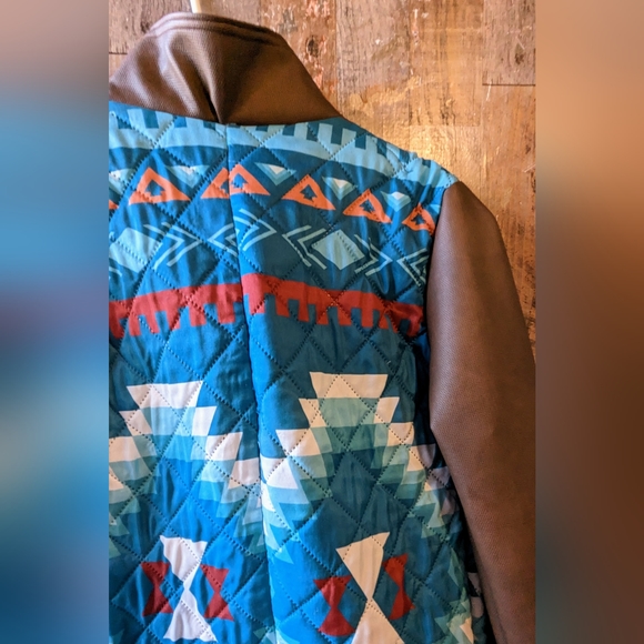 New Handcrafted By Donna Originals Aztec Blue Coat With Faux Suede Sleeves - Picture 13 of 15